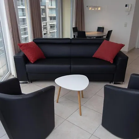 Apartment Zeezicht 4de Verdieping *